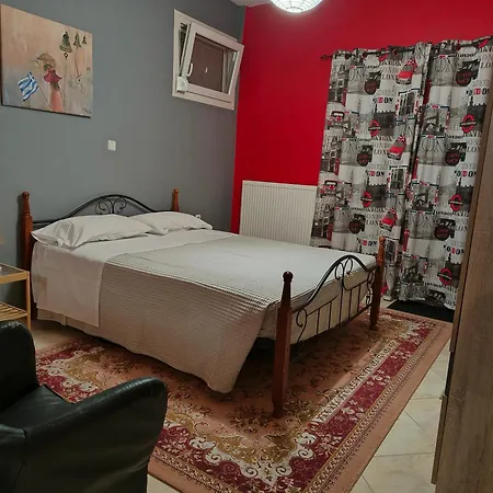 Magda's דירה Peraía