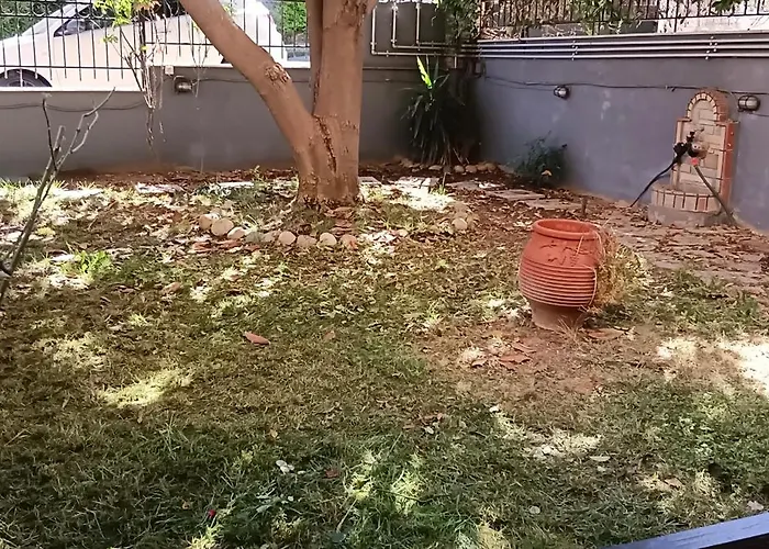 Magda's דירה Peraía